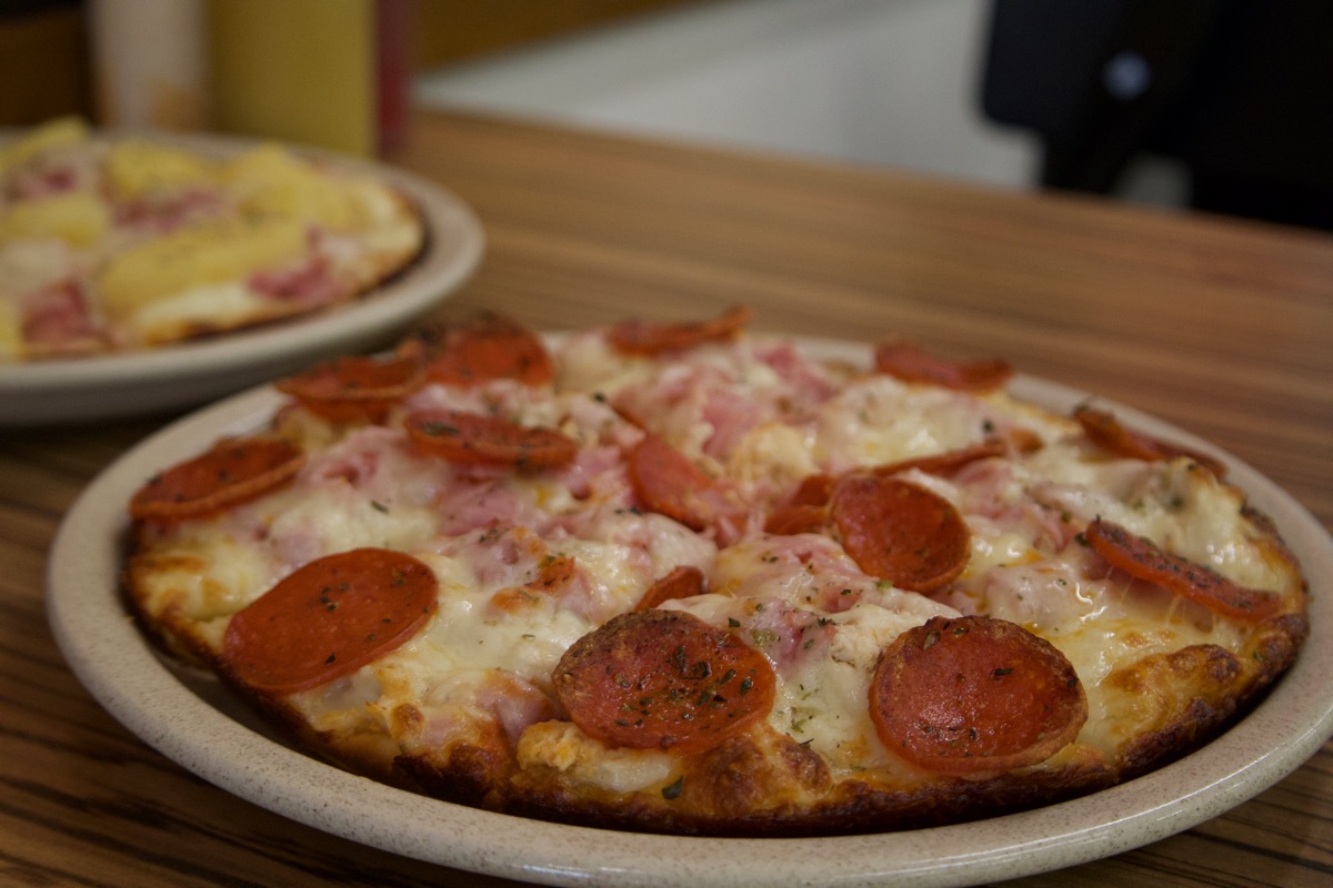 Preparação na Tony's Pizza